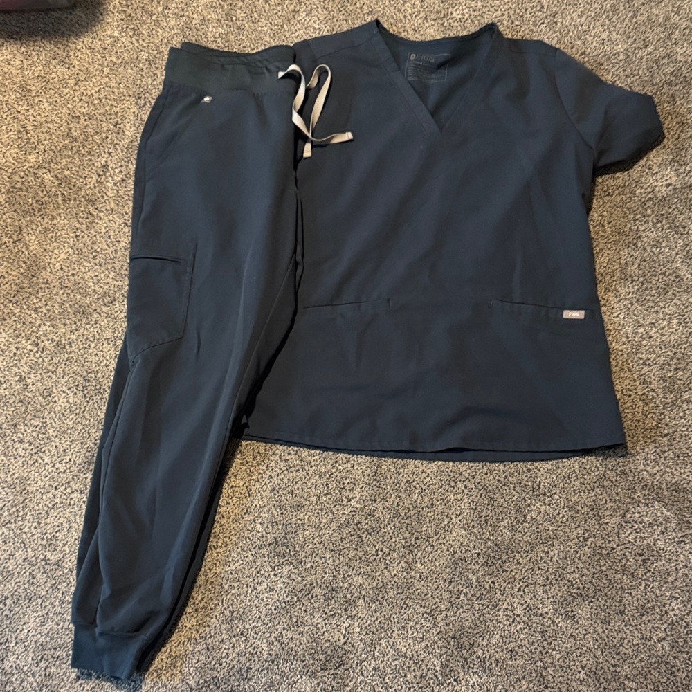 Figs Navy Blue Scrub Set